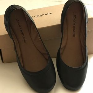 Lucky flats - Never worn